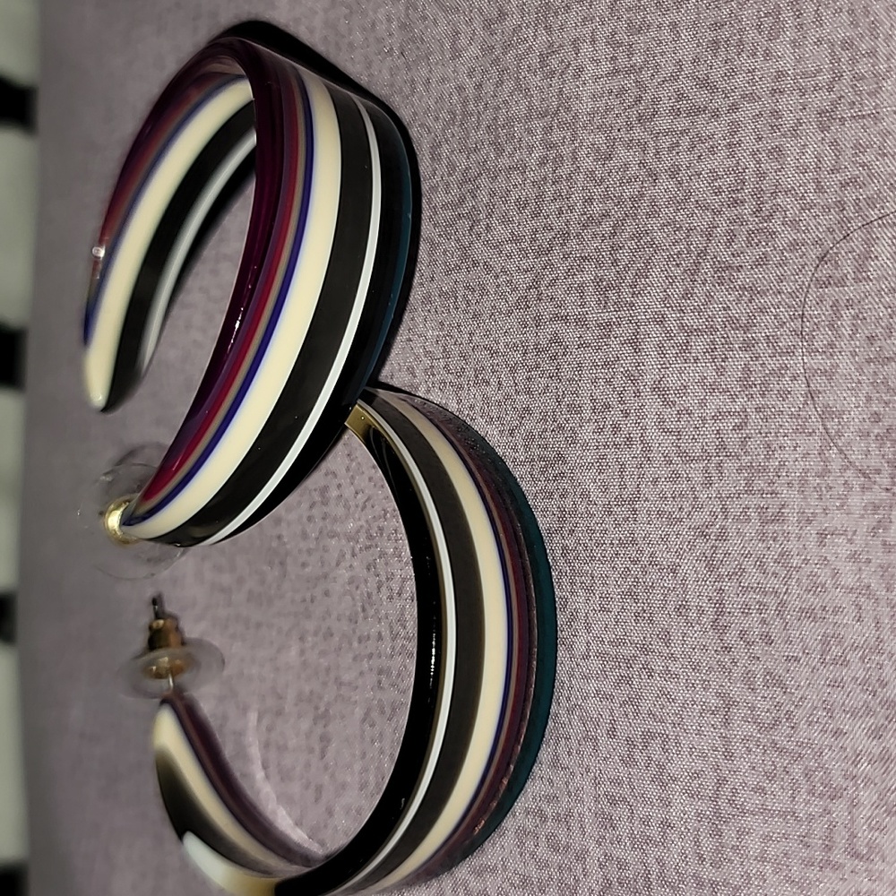 Multi Striped Plastic Hoops (20)